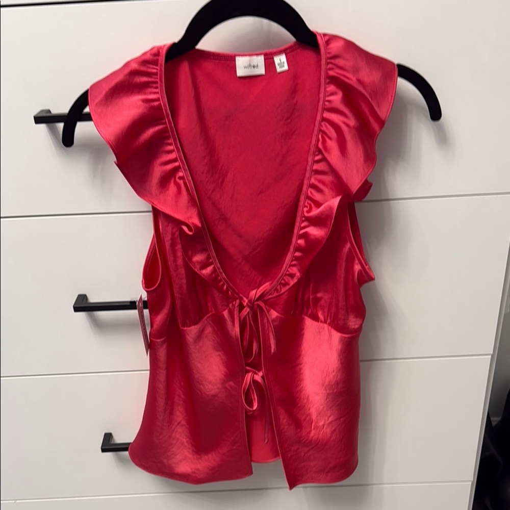 NWT Aritzia Wilfred Pink Ruffled Tie Front Blouse